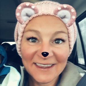 Meet your Posher, Angie